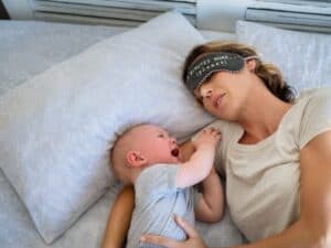 Read more about the article Was tun, wenn dein Baby ein Leichtschläfer ist?
