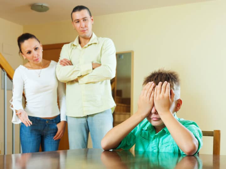 Read more about the article Wenn Gewalt die Eltern-Kind-Beziehung bestimmt